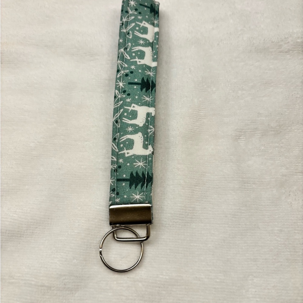 Green Keychain Wristlet with White Reindeer Pattern